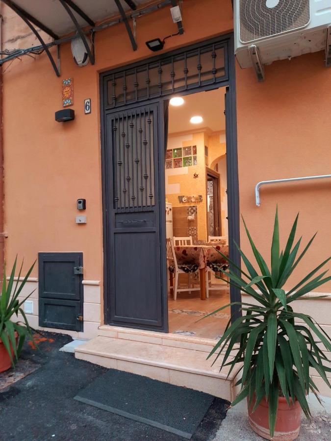 Il Sole Della Guilla Villa Palermo Buitenkant foto