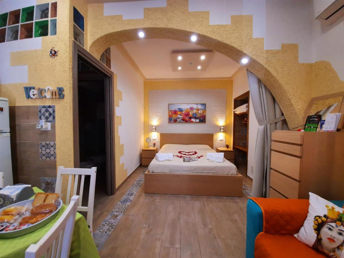 Il Sole Della Guilla Villa Palermo Buitenkant foto